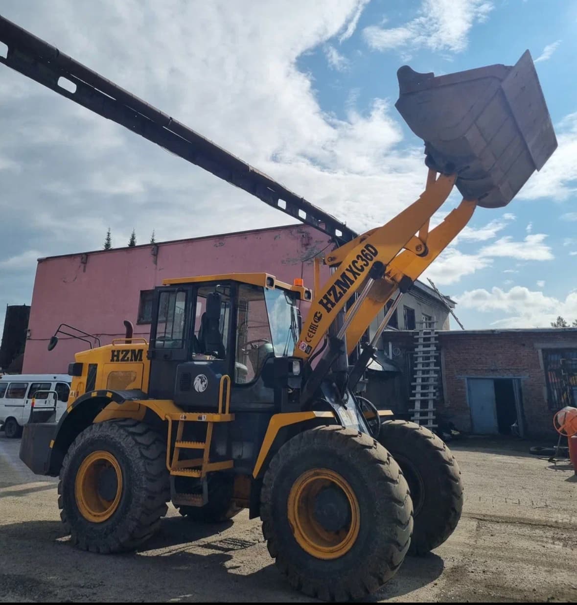 HZM XC36D — Фронтальный погрузчик